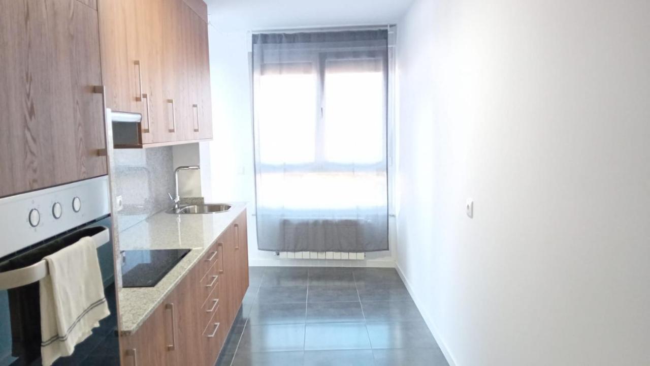 Apartamentos Rosalia De Castro 27 Ribadeo Exterior foto